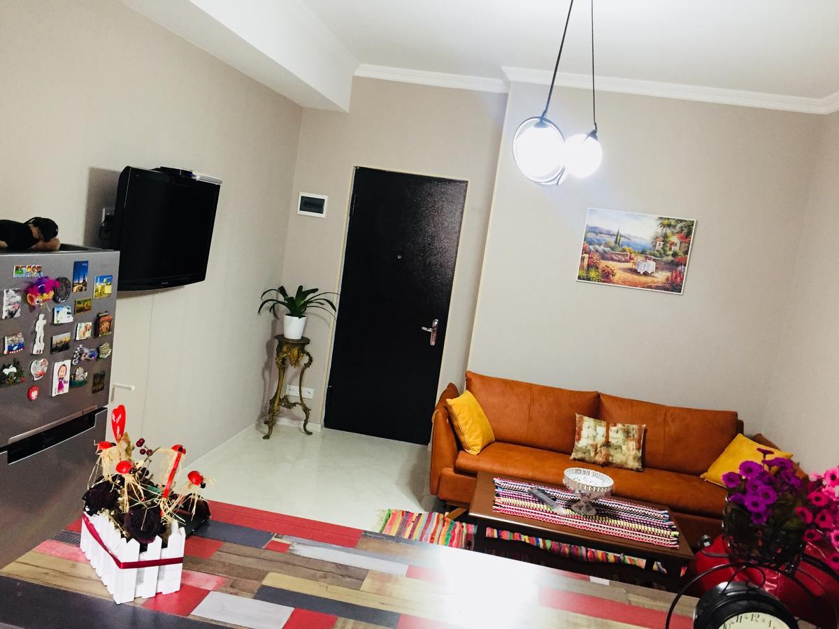 Chika Appartement Koetaisi Buitenkant foto
