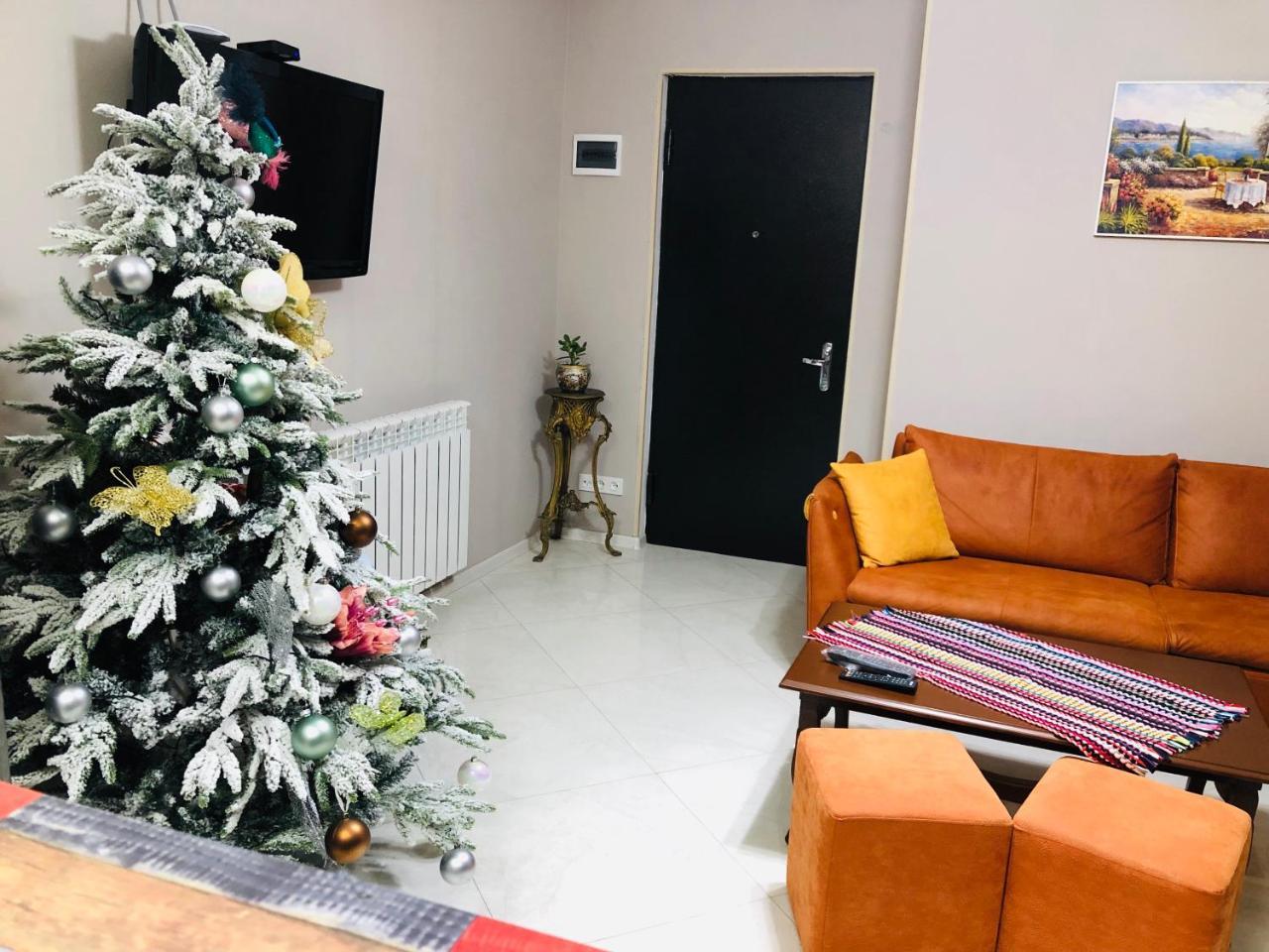 Chika Appartement Koetaisi Buitenkant foto